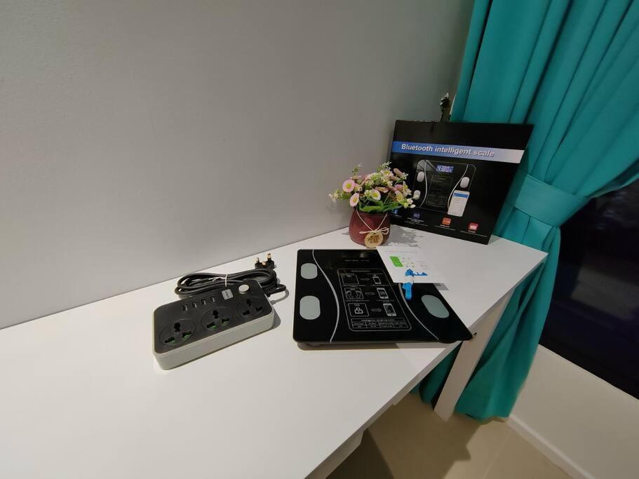 Pangsapuri Arcoris Mont Kiara 11# Deluxe One Bedroom With Private Terrace #1-3pax Kl Kuala Lumpur